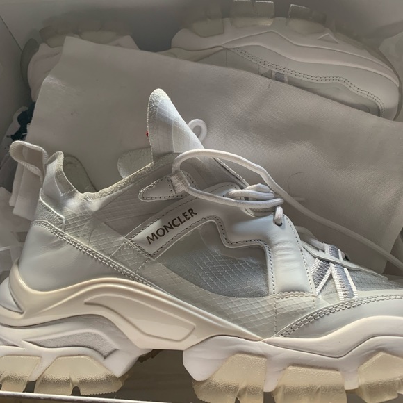 Worn one time - Picture 3 of 5